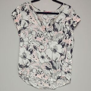 Rose & Rhyme Pink and Black floral Cap Sleeve Blouse